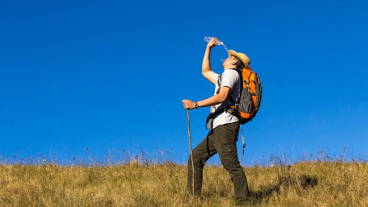 Summer Heat Survival: Preventing Heatstroke During Hiking